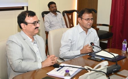 महाआवास अभियानातील घरकुले शंभर दिवसात पूर्ण करण्यात यावी-ग्रामविकास प्रधान सचिव एकनाथ डवले