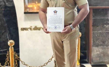 टेरवचे महेश कदम, स.पो. नि. मुंबई यांना उत्कृष्ट कामगिरी बद्दल स.पो. आयुक्तांकडून प्रशंसापत्र प्रदान.