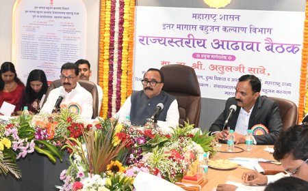 इतर मागास बहुजन कल्याण विभागाचा मंत्री अतुल सावे यांनी घेतला आढावा