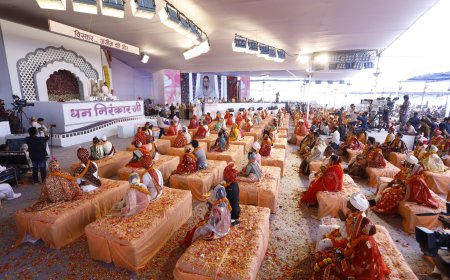 सतगुरुंच्या पावन सान्निध्यातं आयोजित निरंकारी सामूहिक विवाह समारोहामध्यें 93 जोडपी विवाहबद्ध