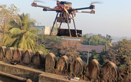 सी.ओ.ई.पी. तंत्रज्ञान विद्यापीठात प्रजासत्ताक दिनाच्या निमित्ताने दिमाखदार ड्रोन शो संपन्न