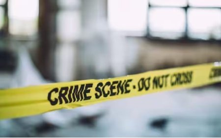 महिलेची फसवणूक, पोलिस कर्मचाऱ्याचं निलंबन, 5 लाखांसह सोन्याच्या दागिन्यांचा केला अपहार