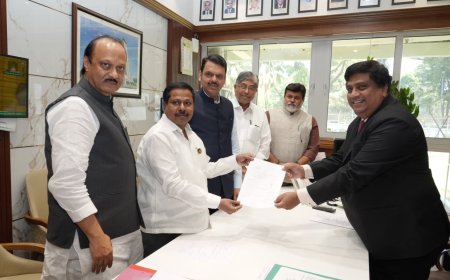 अण्णा बनसोडे यांचा विधानसभा उपाध्यक्ष पदासाठी अर्ज दाखल!