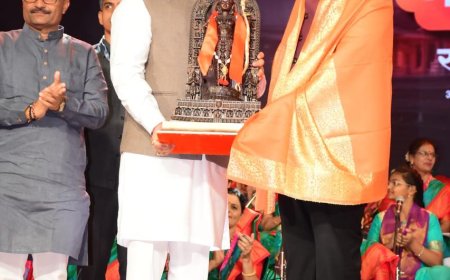 मुख्यमंत्री देवेंद्र फडणवीस यांच्या प्रमुख उपस्थितीत पुण्यात “राम-सीता स्वयंवर” आणि “सखी गीतरामायण” चा भव्य सोहळा!