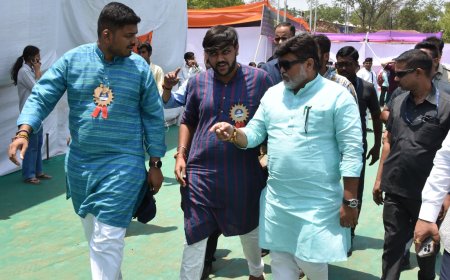 डिपेक्स राज्यस्तरीय प्रदर्शनाला उद्योगमंत्री उदय सामंत यांची भेट