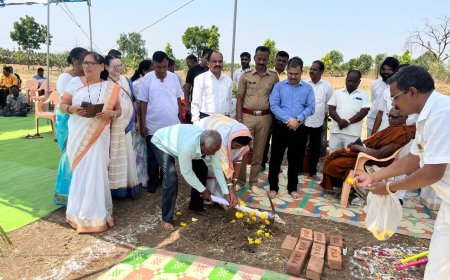 सर्चलाईट इंग्लिश मीडियम स्कूलच्या नव्या इमारतीचे भूमिपूजन ...