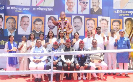 महार रेजिमेंटच्या मुख्यालयामध्ये डॉ. बाबासाहेब आंबेडकरांच्या पुतळ्यासाठी पंतप्रधान नरेंद्र मोदी यांना पोस्ट कार्ड पाठविण्याच्या अभियानाची सुरुवात