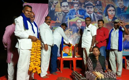 परिवर्तनशील अण्णा दोडके यांनी केले भीम जयंतीच्या प्रबोधनाचे आयोजन.