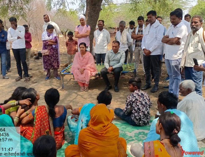मुख्यमंत्री देवेंद्र फडणवीसांनी घेतली कृष्णा राऊतच्या शिक्षणाची जबाबदारी