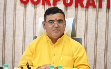 पणनमंत्री जयकुमार रावल यांच्या अध्यक्षतेखाली महाराष्ट्र राज्य वखार महामंडळाच्या संचालक मंडळासोबत आढावा बैठक संपन्न