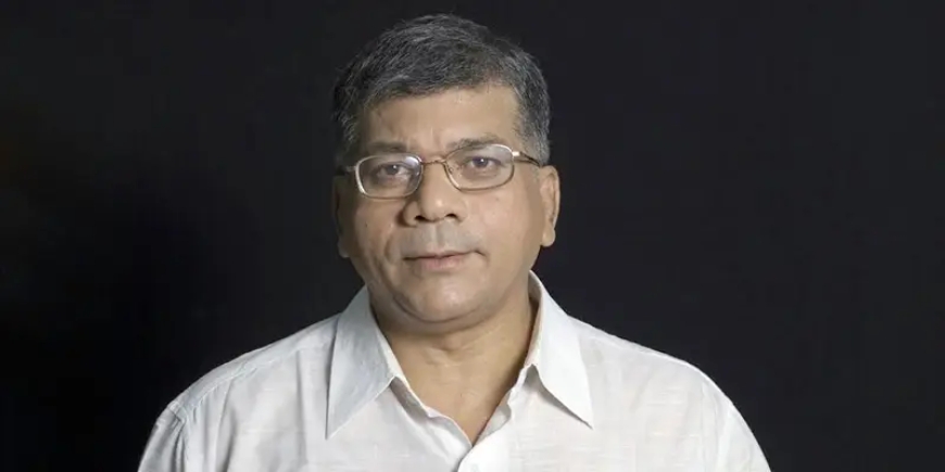 यंदा माझा वाढदिवस साजरा करू नका; भारतीय सैन्याचे मनोबल वाढवा - प्रकाश आंबेडकर यांचे आवाहन!