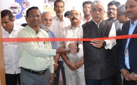 स्वेरीत 'अभियांत्रिकी प्रवेश प्रक्रिया मार्गदर्शन कक्षाचे’ थाटात उदघाटन