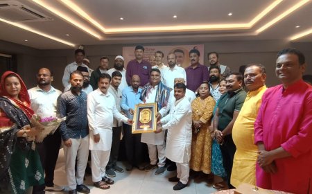 मुस्लिम समाजाकडून राहुल डंबाळे यांना मौलाना आझाद समाज भूषण पुरस्कार प्रदान