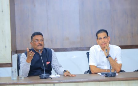 वाहतूकदारांच्या प्रश्न बाबत शासन सकारात्मक   परिवहन मंत्री प्रताप सरनाईक