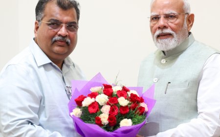 भाजप प्रदेशाध्यक्ष रविंद्र चव्हाण यांनी घेतली पंतप्रधान नरेंद्र मोदींची भेट