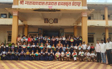 हर घर तिरंगा अभियानास इंदापूरात उत्सर्फूत प्रतिसाद-मुख्याधिकारी रमेश ढगे