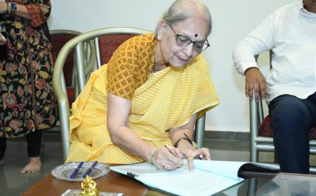 दिवंगत चित्रकार रवि परांजपे यांच्या कलाकृती सन्मान पुर्वक जतन करु