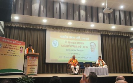 प्रधानमंत्री नरेंद्र मोदी यांच्या योजना जनतेपर्यंत पोहोचवा. केंद्रीय मंत्री पियुष गोयल