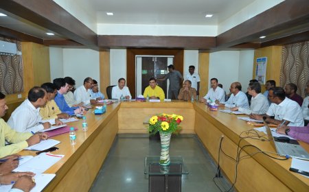 शालेय शिक्षण दर्जेदार पद्धतीने देण्यासह विविध विषयांवर महत्त्वपूर्व चर्चा