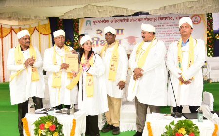 स्वेरी एम.बी.ए.च्या ऋतुजा फाळके यांना सुवर्णपदक