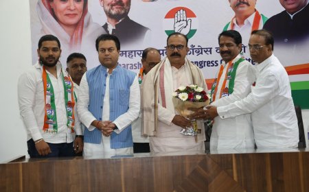 धाराशिव जिल्ह्यातील राष्ट्रवादी काँग्रेसचे नेते अशोक जगदाळे यांचा पदाधिकारी व  कार्यकर्त्यांसह काँग्रेस पक्षात प्रवेश.