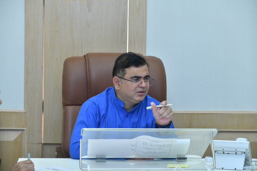 हमीभाव खरेदी प्रक्रियेत बारदाना कमी पडणार नाही याची दक्षता घ्यावी  -पणन मंत्री जयकुमार रावल