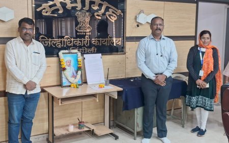 संत संताजी जगनाडे महाराज यांना जयंतीनिमित्त जिल्हाधिकारी कार्यालयात अभिवादन