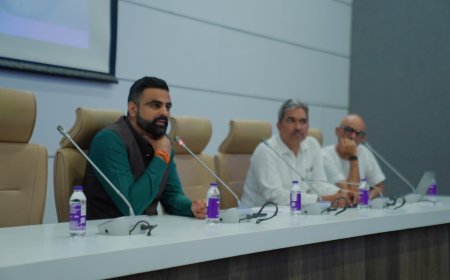 ‘बजाज पुणे ग्रँड टूर’ स्पर्धा यशस्वी करण्याकरिता विद्यापीठे,महाविद्यालयांनी, इतर संस्थानी सक्रीय सहभाग घ्यावा-जिल्हाधिकाऱ्यांचे आवाहन