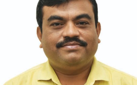 सोशल मीडिया' वरील संशोधनासाठी माहिती संचालक किशोर गांगुर्डे यांना पीएच.डी.