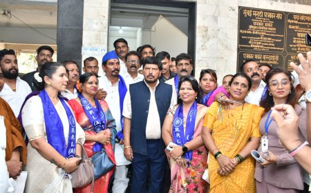 गटबाजी संपवून एकसंघ रिपब्लिकन पक्ष उभा करा — रामदास आठवले