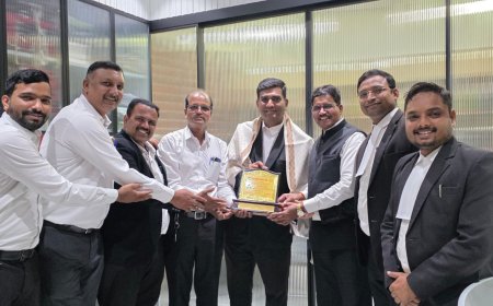भारतीय पत्रकार संघ लिगल विंग (AIJ) महाराष्ट्र राज्याकडून ॲड विवेक भरगुडे यांचा सन्मान.