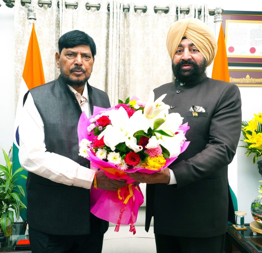 केंद्रीय राज्यमंत्री रामदास आठवले यांनी घेतली उत्तराखंडच्या राज्यपालांची भेट