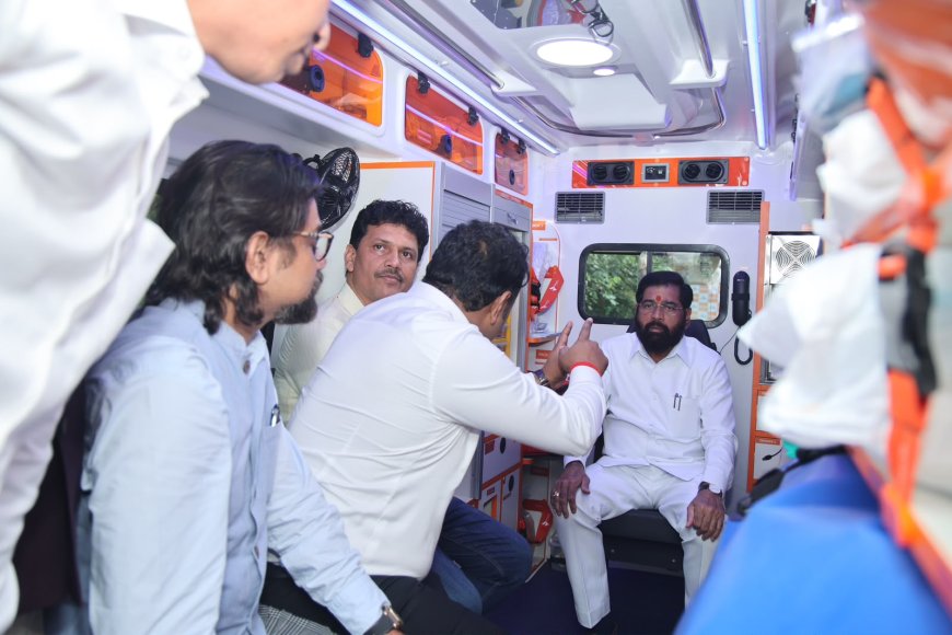 नवीन 108 रुग्णवाहिकांची उपमुख्यमंत्र्यांकडून पाहणी