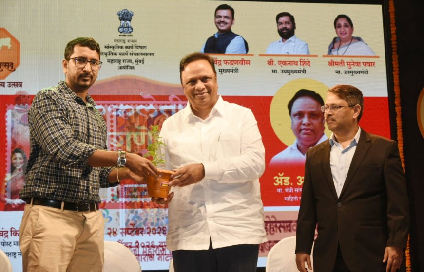 लोककलेतील श्रीगणेश टपाल तिकिटाचा वापर करण्याचे आवाहन