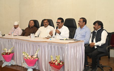 पनवेलमध्ये समाज विकासासाठी बैठक बुद्धविहार आणि समाज कल्याण केंद्र उभारणीवर चर्चा