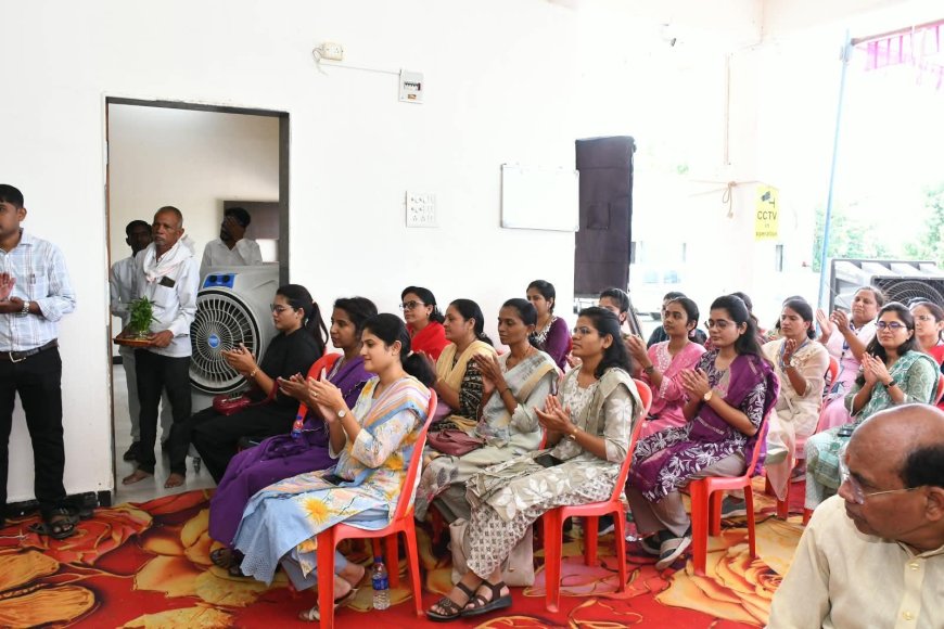 प्रशिक्षणातून रोजगारनिर्मितीवर भर द्यावा