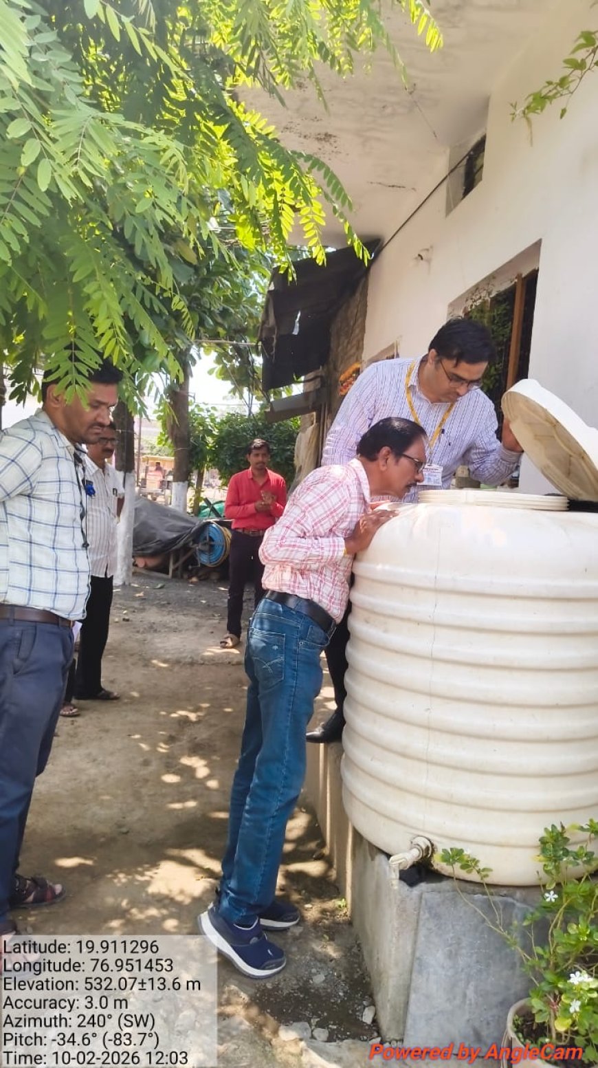 ताकतोड्यात डेंग्यू मलेरिया प्रतिबंधासाठी पाहणी