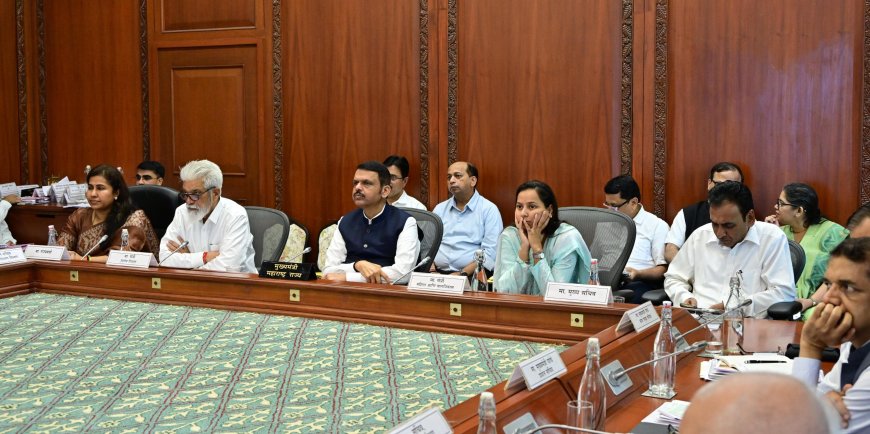 विद्यार्थ्यांना ताजा पोषण आहार वेळेत द्या