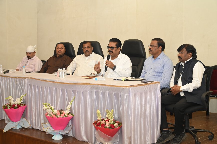 पनवेलमध्ये समाज विकासासाठी बैठक बुद्धविहार आणि समाज कल्याण केंद्र उभारणीवर चर्चा