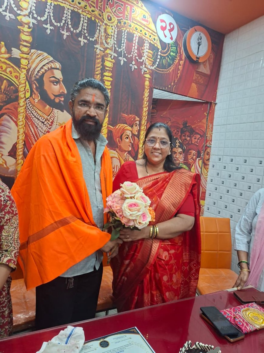 कांदिवलीत शिवसेना शाखा क्रमांक २१ चे कार्यालय प्रमुख मयूर सावंत यांचा वाढदिवस उत्साहात साजरा